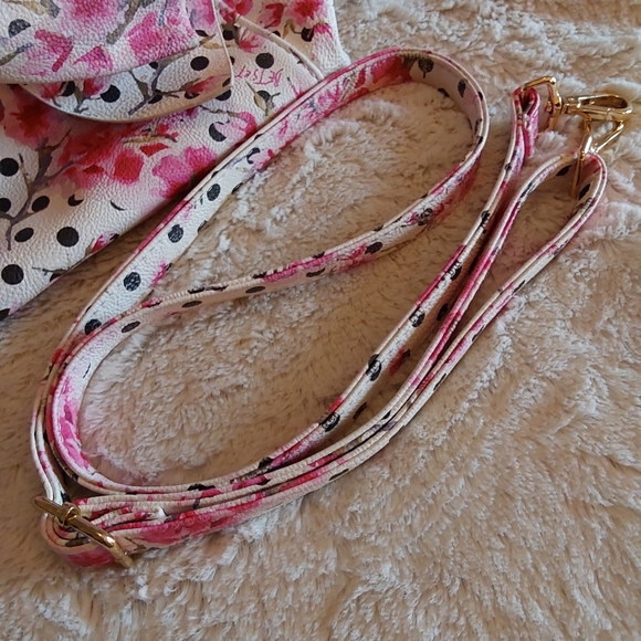 🌺 LIKE NEW Betsey Johnson Floral Polka Dot Shoulder/Crossbody Bag - Picture 15 of 16